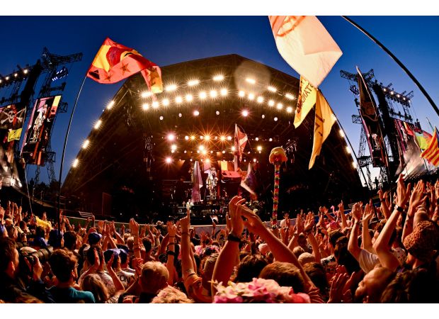 Despite technical issues, Glastonbury tickets were sold out in a record-breaking 36 minutes.