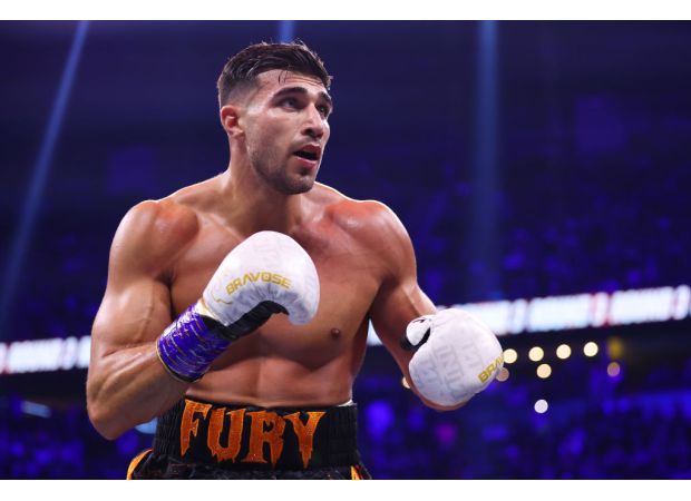Tommy Fury, a professional boxer, will fight a former UFC fighter in his next competition.