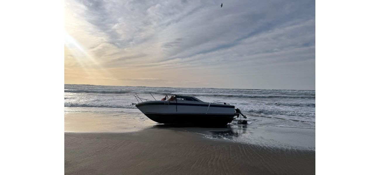 Boat accident in Sonoma County leaves one dead and four injured when boat overturns in the water.