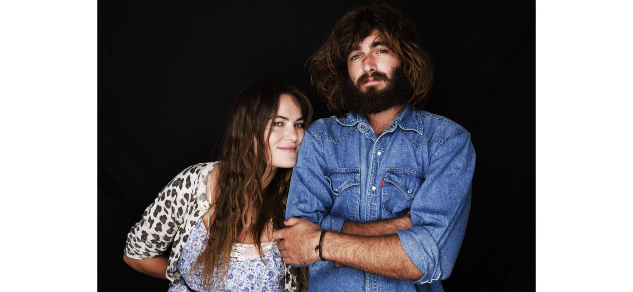 Famous Australian music duo sues managers for $2.8 million.