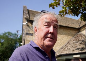 Clarkson ignores doctor's advice to take part in farmer's rally due to large-scale public anger.