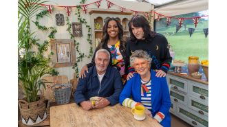 84-year-old Bake Off star wows fans with Bond girl-like appearance in old photo.