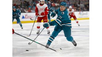 Celebrini has career-first breakthrough with Sharks to defeat Red Wings.