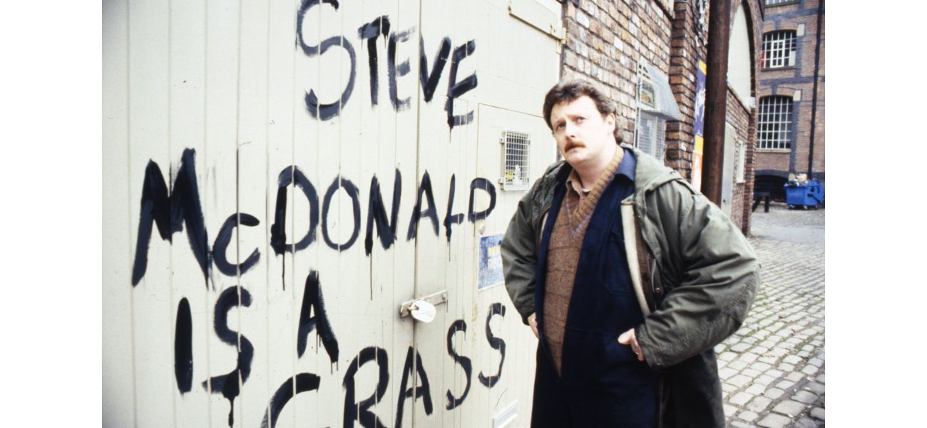 Iconic star from 90s Coronation Street upset over being fired and facing financial ruin.