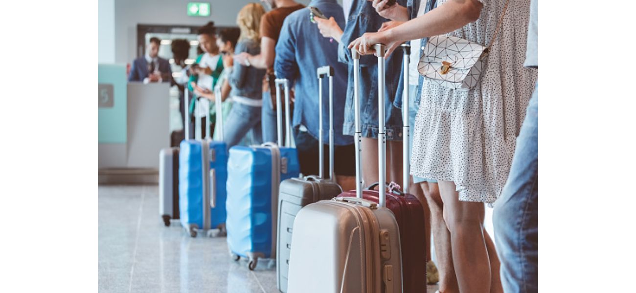 Get 40% off access to over 1,600 airport lounges and enjoy a stress-free travel experience.