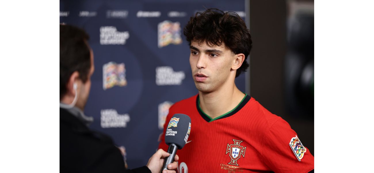 Joao Felix advises Enzo Maresca on his optimal role at Chelsea.