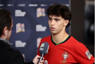 Joao Felix advises Enzo Maresca on his optimal role at Chelsea.