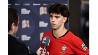Joao Felix advises Enzo Maresca on his optimal role at Chelsea.