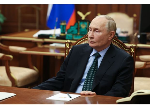 The Kremlin warns of a potential nuclear retaliation if Western countries use missiles against Russia.