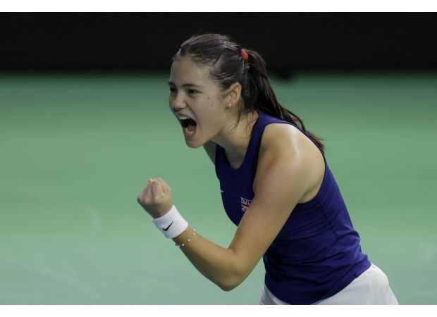 British tennis player Emma Raducanu's winning streak continues as the team moves closer to the BJK Cup final.