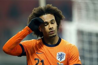 Koeman avoids Zirkzee question following Dutch tie.