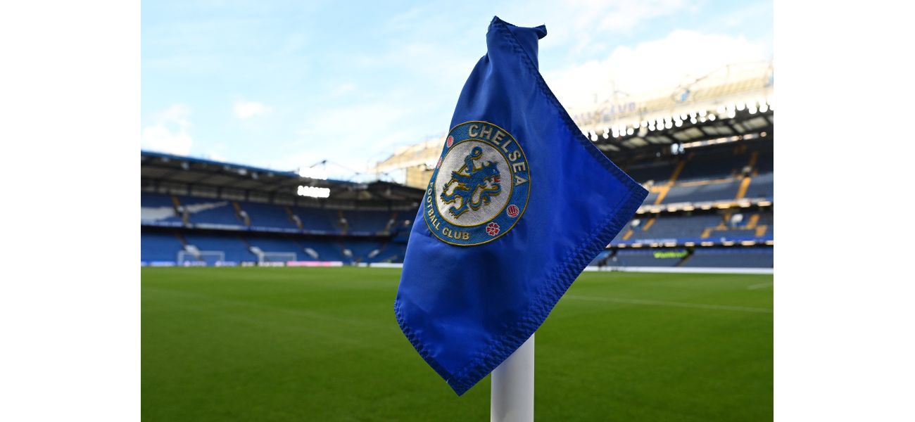 A legendary Chelsea coach resigns after nearly two decades with the team.