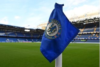 A legendary Chelsea coach resigns after nearly two decades with the team.