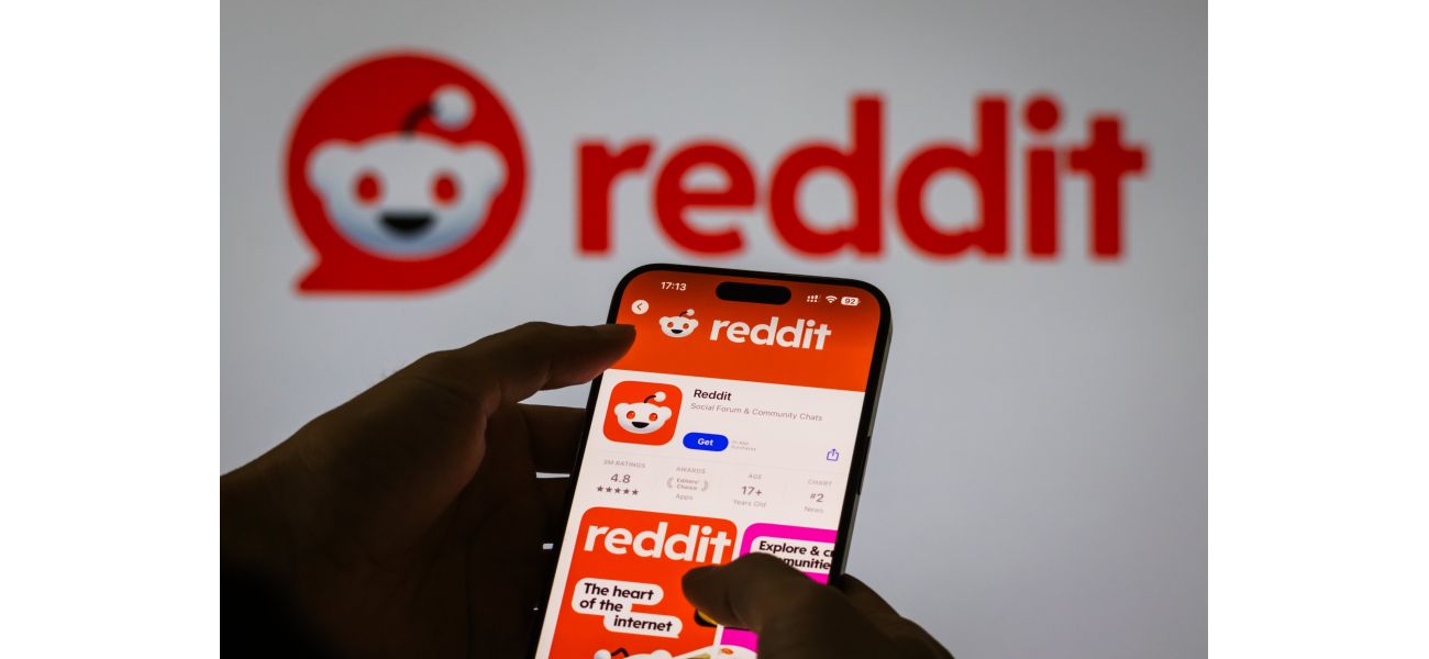 Reddit has crashed due to a widespread connection issue affecting millions of users.