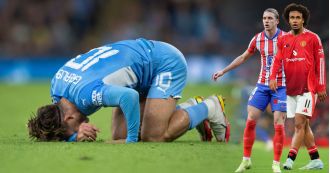 Ex-club doctor warns that football players are at risk of injury due to new equipment.