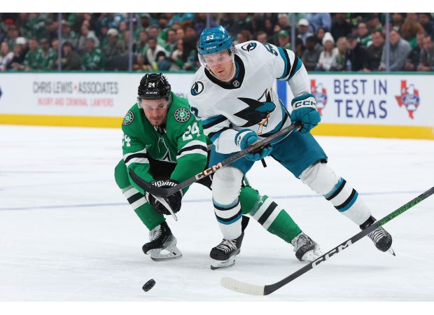 Dallas takes advantage of sluggish Sharks start, leading to their inability to bounce back in the second period.