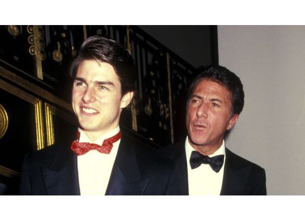 Dustin Hoffman's fart leaves Tom Cruise stunned in viral video.