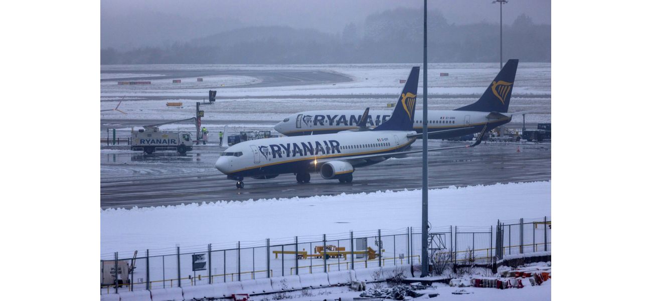 Big UK airport warns of possible flight cancellations due to icy and snowy conditions.