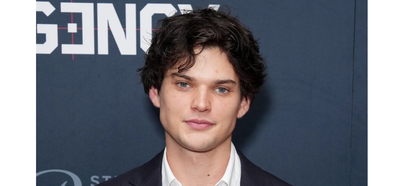 24-year-old son of Hollywood star makes rare appearance on red carpet, showcasing his model-like appearance.