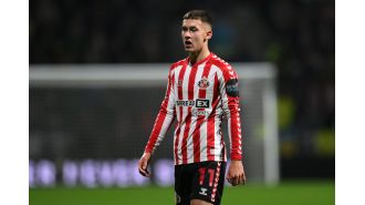 Man Utd is interested in a young English player and could potentially sign him, despite competition from another Premier League team.