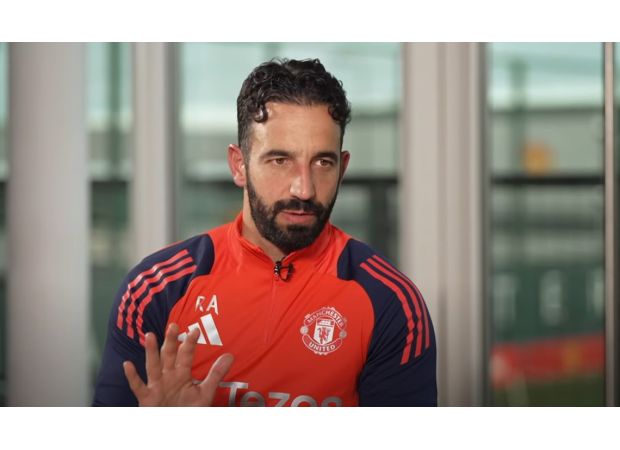 Amorim believes ten Hag will face a tough test in his first match against Manchester United.