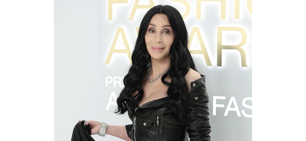 Cher criticizes deceased director for being a 