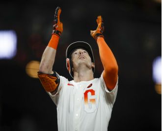 SF Giants reach deals with all five non-tender candidates, avoiding arbitration.