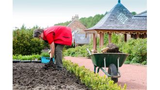 Experience at Dumfries House: Boss with intense passion motivates to give best effort.