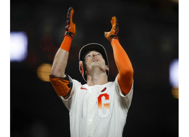 SF Giants reach deals with all five non-tender candidates, avoiding arbitration.