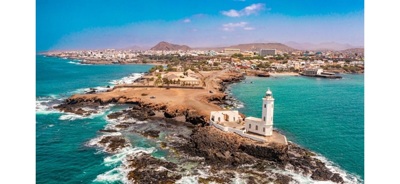 Spend your winter in a 27°C paradise on a heavenly island known for its beauty.