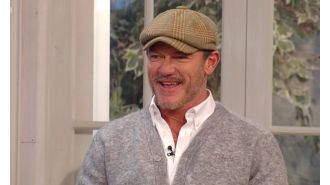 Fans of Saturday Kitchen were angry about actor Luke Evans' perceived impolite clothing decision.