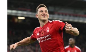 Why is Chris Wood not in the starting lineup for Nottingham Forest against Arsenal?