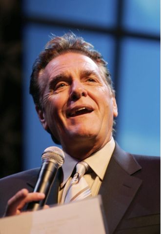 Famed game show host Chuck Woolery, known for 'Love Connection' and 'Scrabble,' passes away at 83.