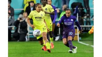 Banda scores game-winning goal as Pride defeat Spirit 1-0 to win NWSL championship.