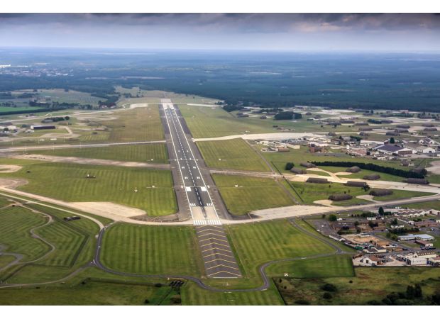 Unknown drones seen near nuclear base after Putin's warning to UK.