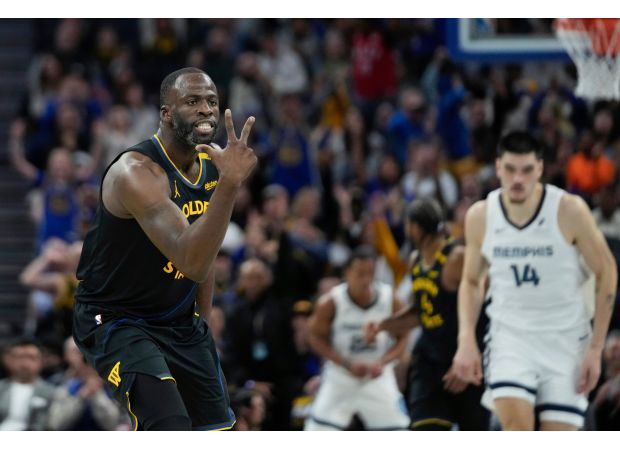 Warriors clinch NBA Cup spot for knockout stage.