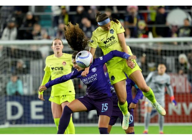 Washington Spirit falls 1-0 to Orlando Pride in 2024 NWSL finals.