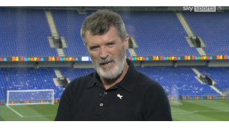 Keane takes a harsh shot at a Man Utd player, comparing him unfavorably to a Liverpool icon.