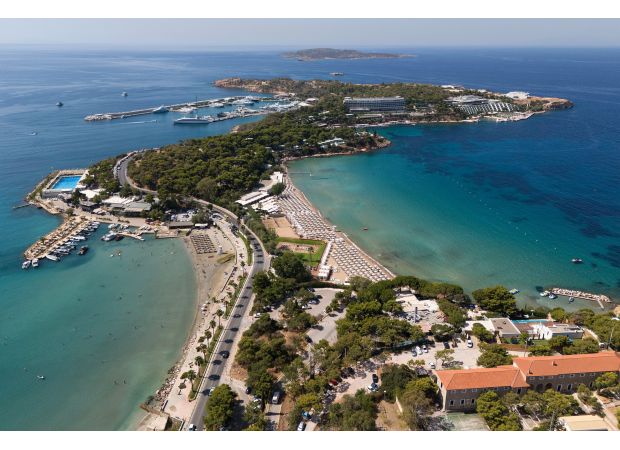 A 25-year-old British man died while scuba diving due to loss of consciousness.