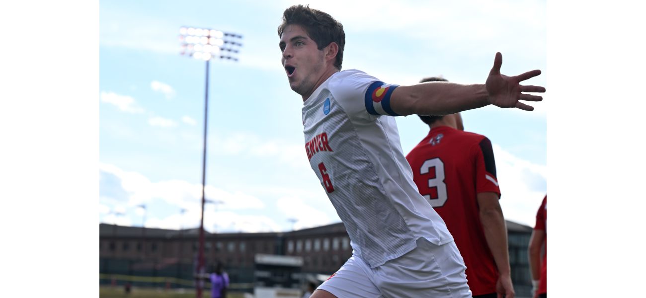 DU men's soccer dominates Gardner-Webb, moves on to NCAA Tournament Round of 16.