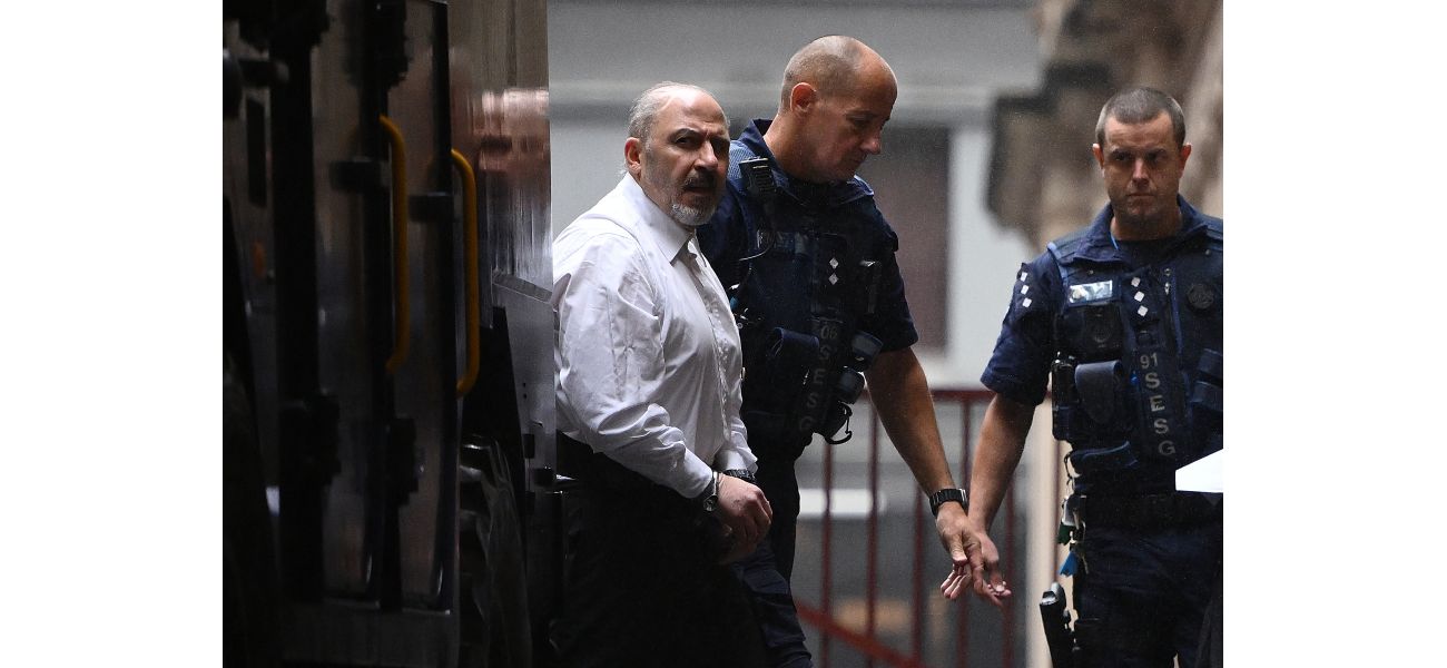 A judge has found that police worked together to catch Tony Mokbel in a criminal plot.