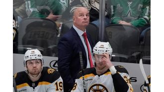 St. Louis Blues replace Drew Bannister with new coach Jim Montgomery.