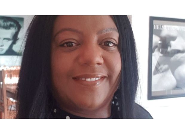 A woman with three children dies at a 'psychedelic tea' retreat in the Amazon jungle.