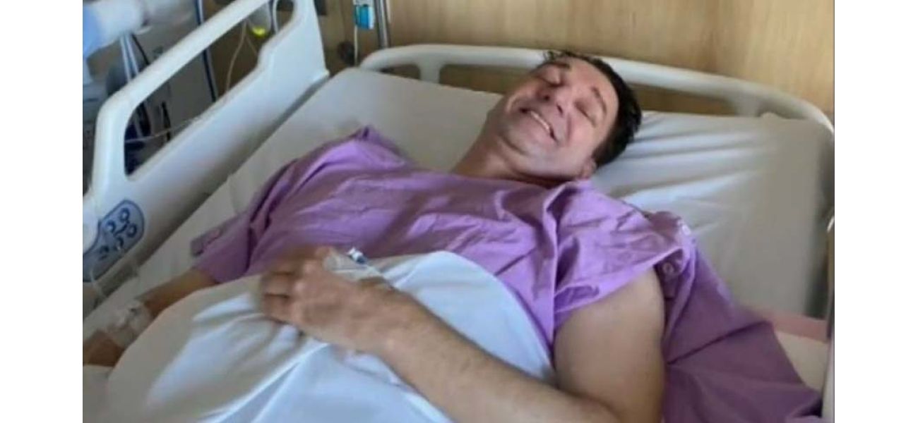Paddleboarder narrowly escapes danger when accidentally hit by boat propellor.