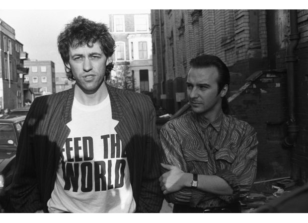 Bob Geldof's remix of the new Band Aid single is receiving criticism for its lack of musicality.