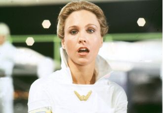 Famous 70s sci-fi star, 74, appears completely different in rare public appearance decades after popular series.