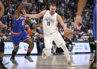 Knicks dominate Nuggets, OG Anunoby struggles in first half at Ball Arena.