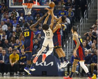 The Warriors' recurring issue of losing big leads resurfaces in their defeat against the Nets.