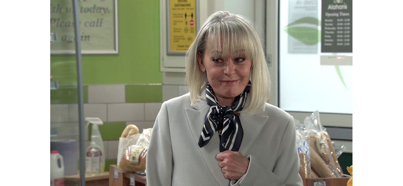 Coronation Street actor rushed to hospital after sustaining a graphic injury.