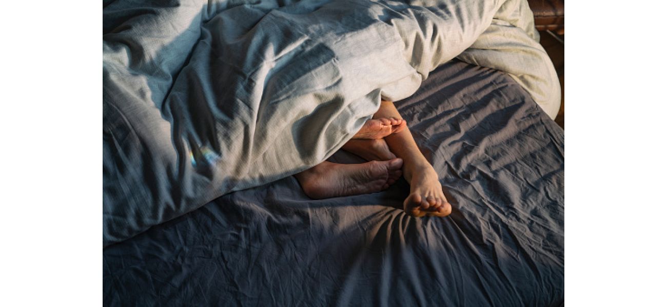 New sex position will keep you warm during cold season